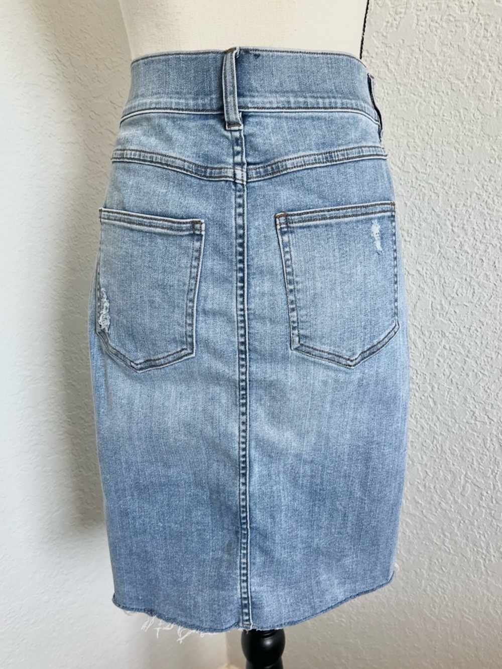 Spanx Distressed Denim Skirt - Picture 4 of 6